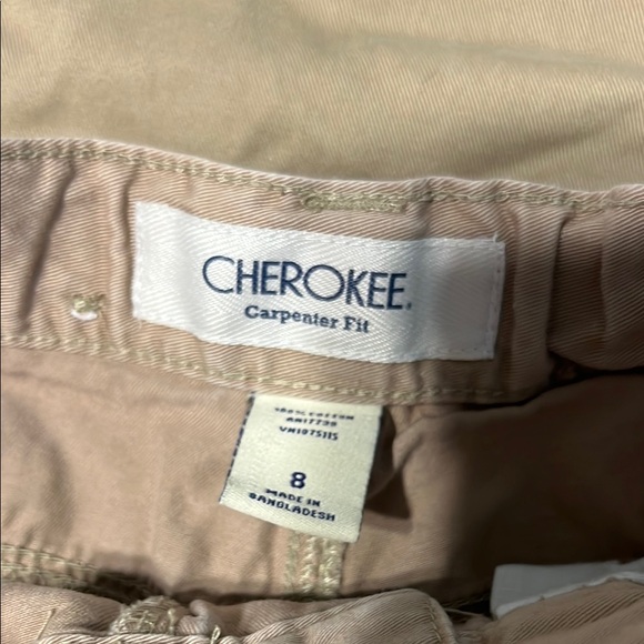 Boys size 8 Tan Cargo Shorts Trio children’s place and Cherokee - Picture 3 of 8